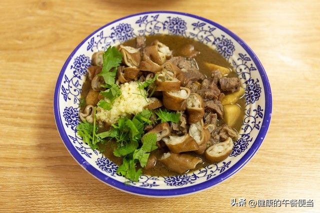 北京人讲述老北京的卤煮,老北京卤煮北京本地