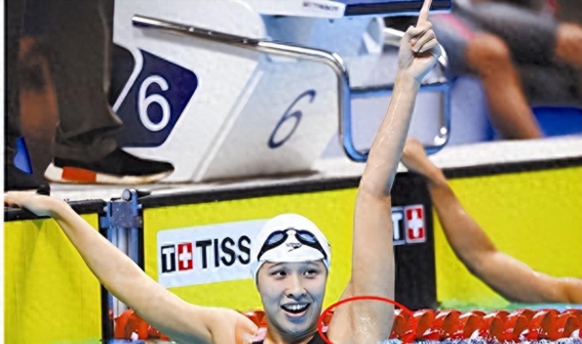 血泪抗争:女运动员赛前“刮毛”、赛后强忍痛扯泳衣