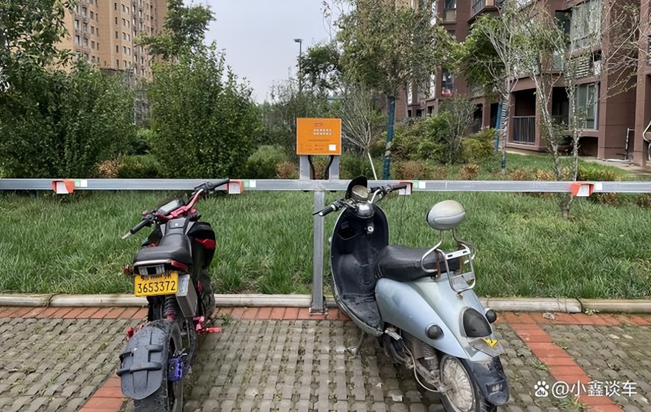 电动车多久不充电电池不会损坏,电动车怎么充电才不会充坏