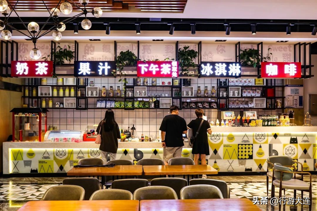 澶ц繛娴极涔嬫槦鎽╁ぉ杞湅澶滄櫙,澶ц繛娴极涔嬫槦鎽╁ぉ杞湅鏃ヨ惤