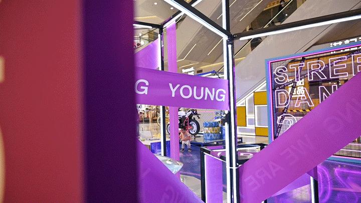 打卡赛博朋克烧烤店,赛博朋克打卡美陈