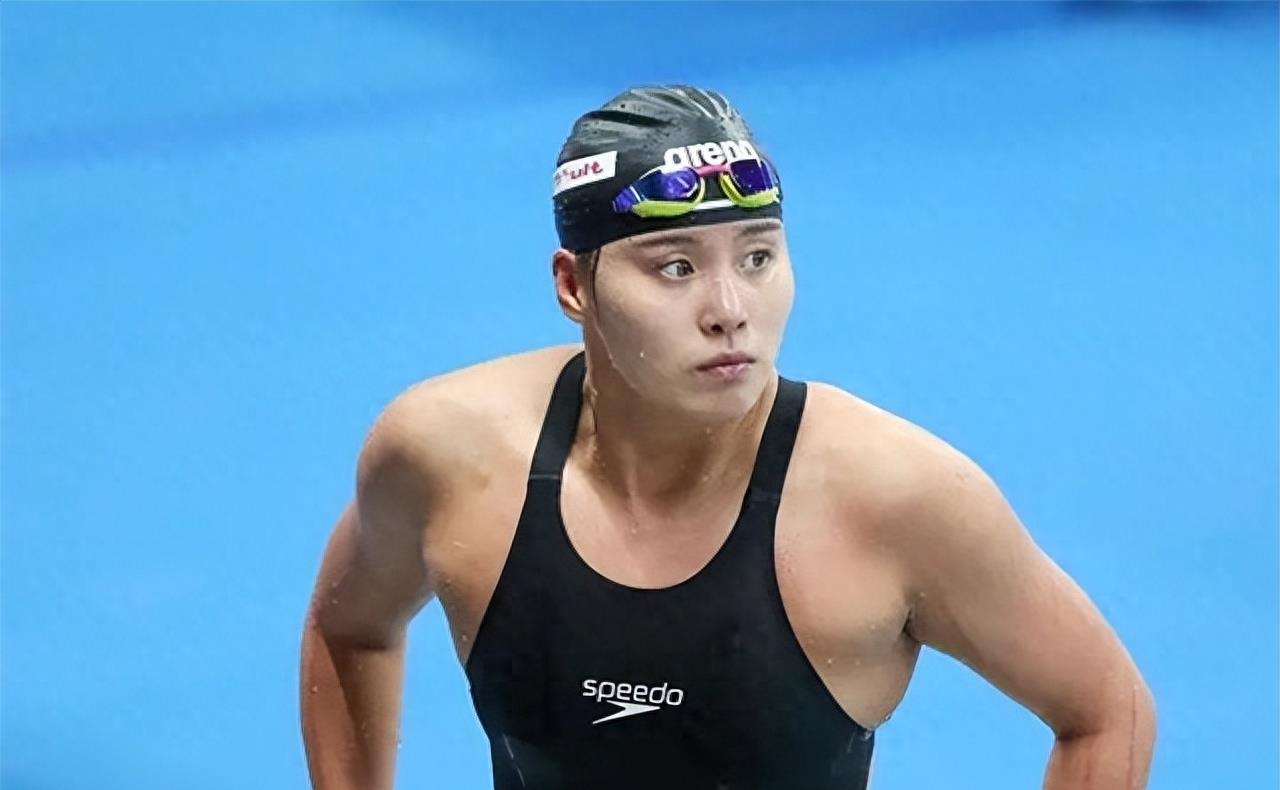 女运动员的痛苦程度,女运动员赛场上痛苦哭