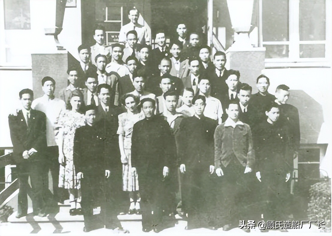 椤炬皬榛勬渤鍙峰贰娲嬭埌,椤炬皬鍏夎崳绾у贰娲嬭埌