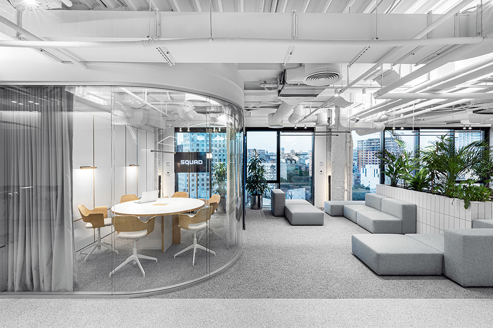 自由畅想云科技公司SQUAD基辅总部大楼设计欣赏