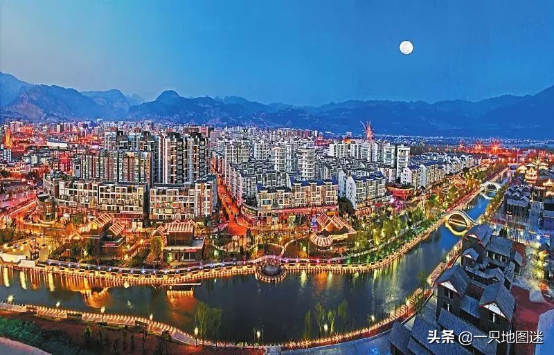 四川最暖和的小城,比昆明更适合养老的春城