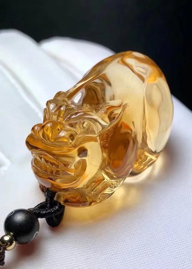 珠宝玉石鉴赏2000字,珠宝鉴赏原石视频