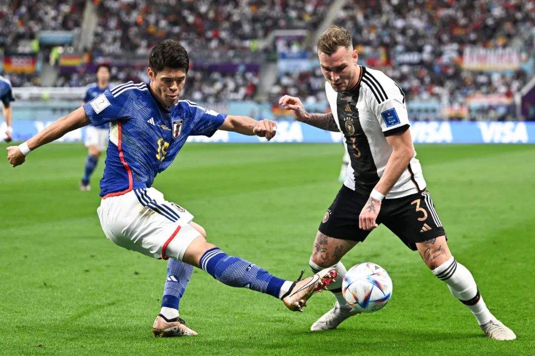 日本2比1逆转德国分析文字版,日本2-1击败德国队第二球出界了吗