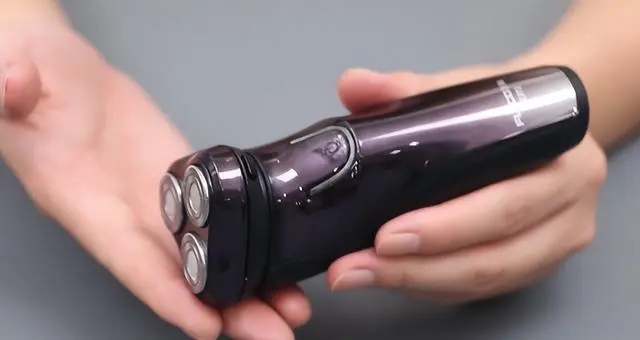 剃须刀变钝不要扔教你修复的方法,剃须刀钝了只需一张纸就能变锋利