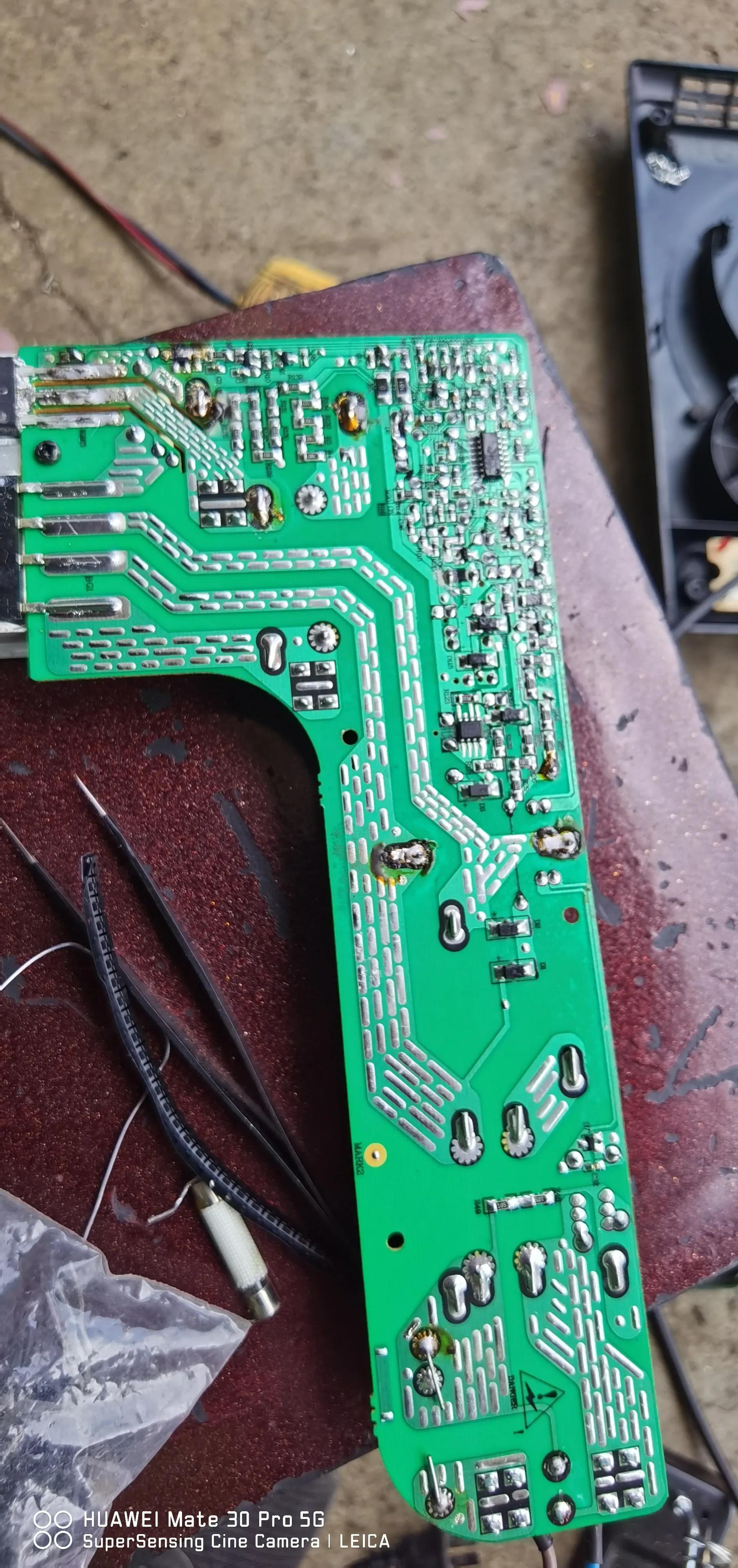 苏泊尔电磁炉维修故障灯全亮,苏泊尔电磁炉指示灯全闪不检锅