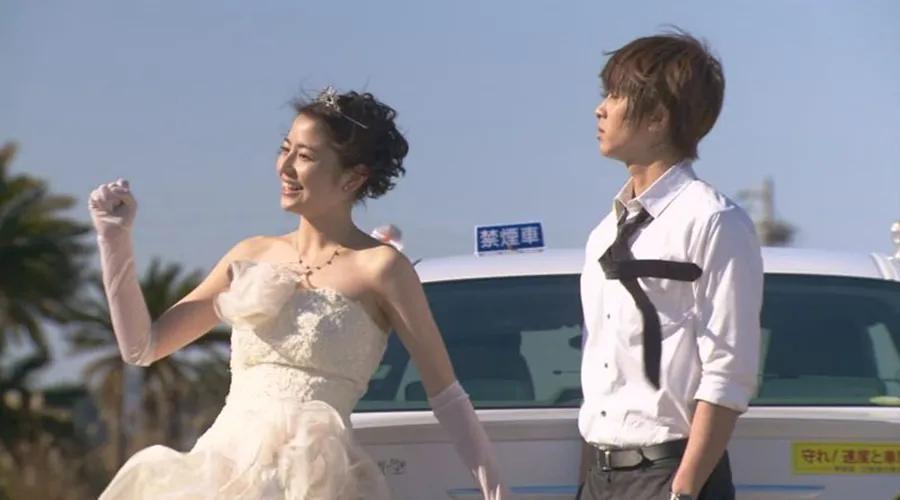 年轻人不结婚是不想承担责任嘛,年轻人不结婚行为