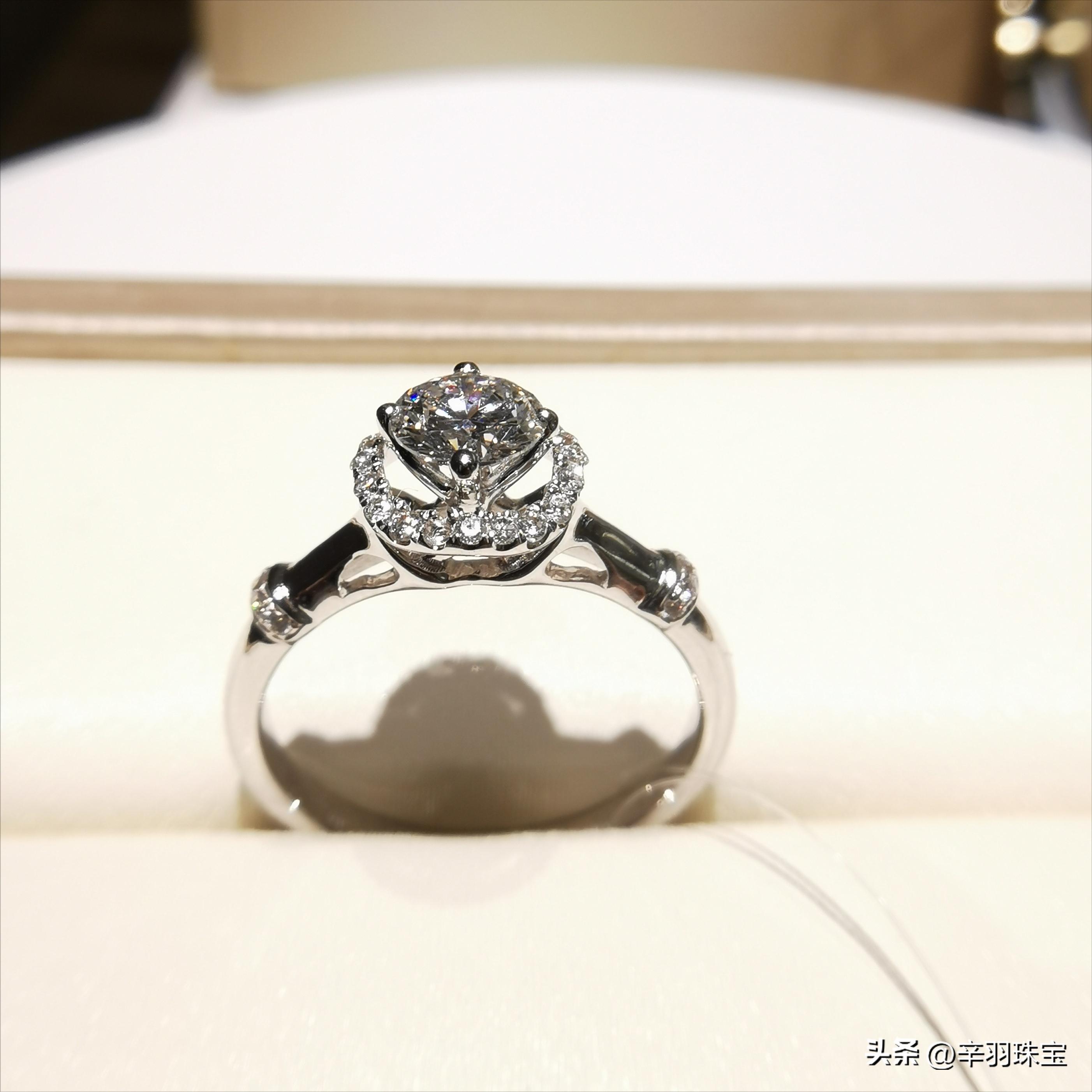 2021年七夕情人节黄金首饰金价,金价涨了100首饰要不要卖掉