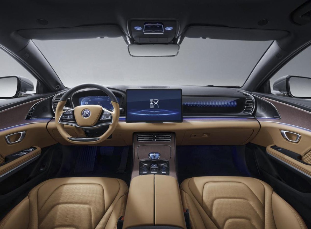 星越l两驱尊贵型这款车值得买吗,汉dm和星越l哪个性价比高