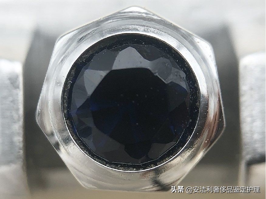 小安奢侈品鉴定教学,怎么鉴别卡地亚山度士