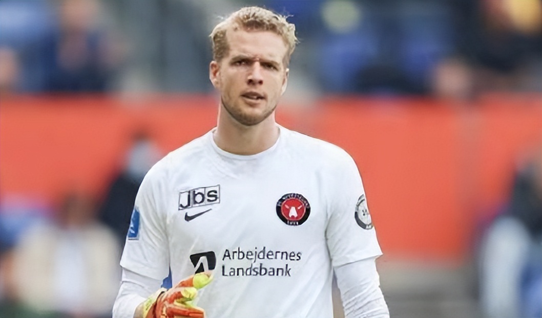 周二欧冠,欧冠杯中日德兰vs本菲卡