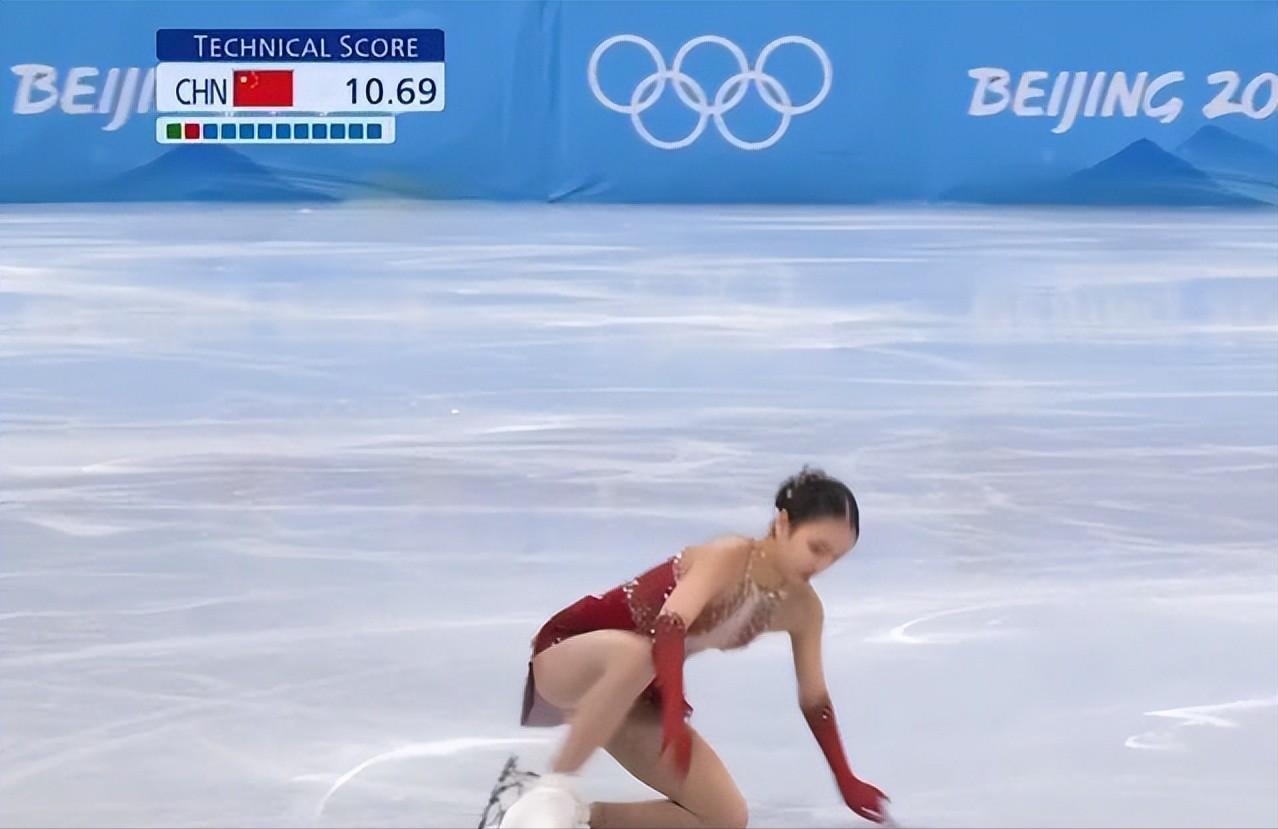 退还美籍，不惧美威逼利诱毅然回国，全美冠军：我只为中国而战