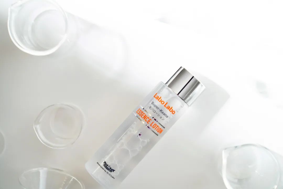 美肌试颜室‖直播见证，4周院线护肤的逆袭之路