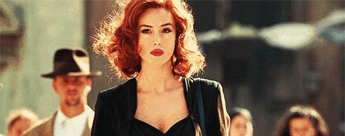 为什么男人都喜欢穿黑丝的女生？