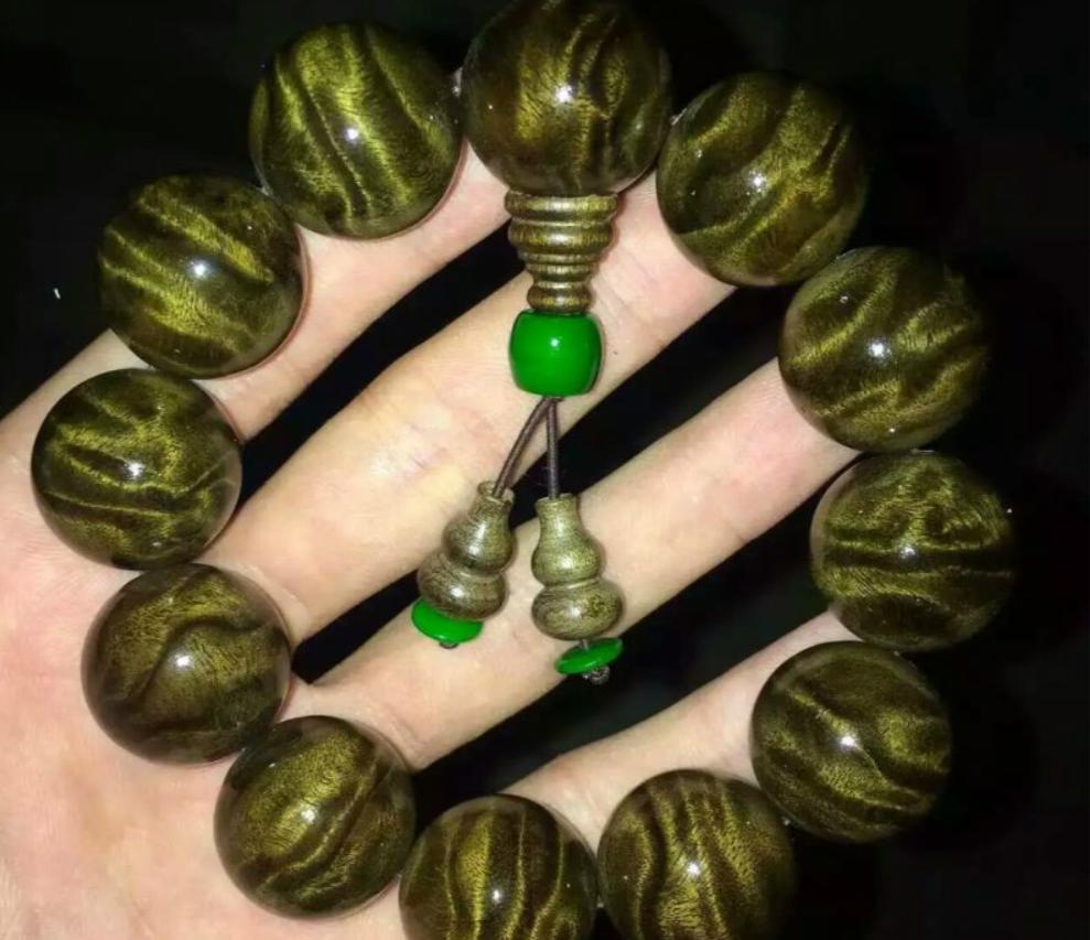 阴沉金丝楠有阵阵幽香,阴沉金丝楠盘玩变色吗