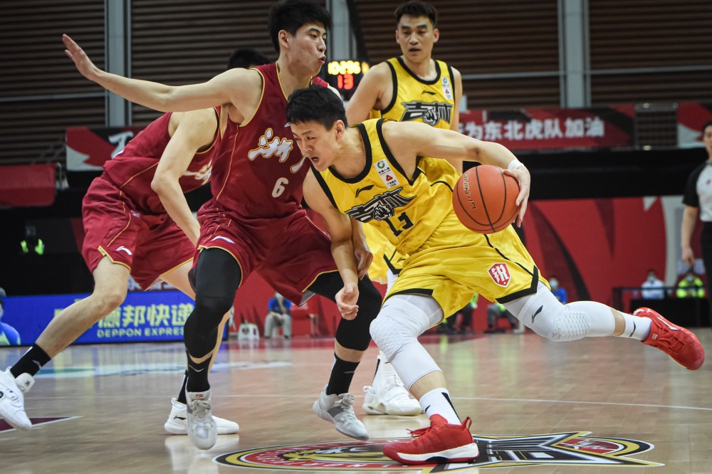 cba历史最大合同,cba新赛季将迎来爆发的五大球员