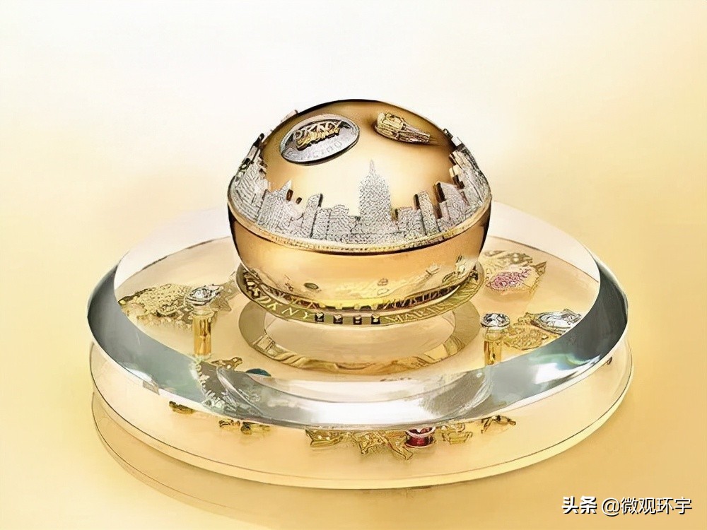 用钻石做的首饰,用钻石做装饰品