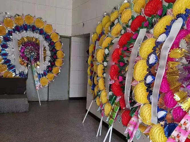 老人去世后用什么东西堵住肛门好,人死后肛门堵了怎么办