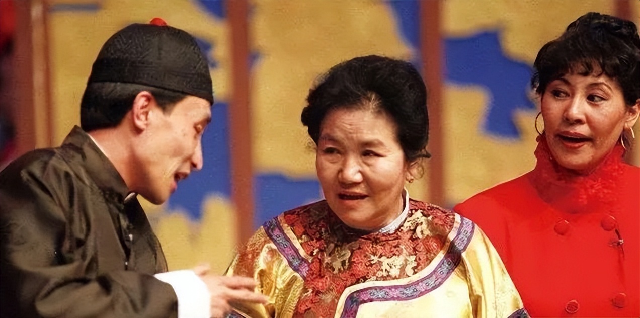 曹云金直播郭德纲送人气票,曹云金说线上直播郭德纲态度