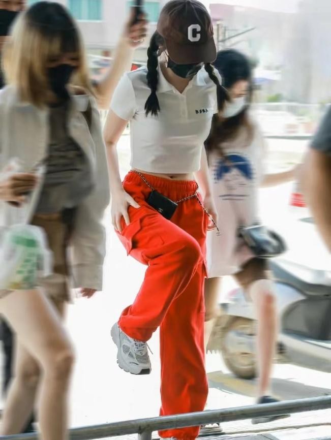 明星同款运动鞋四季透气,明星同款运动鞋必迈