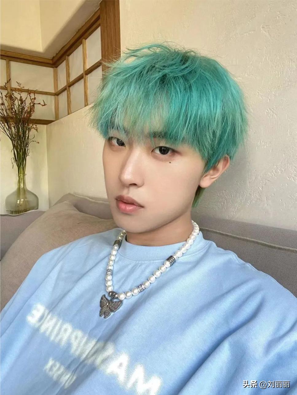 男士帅气发型图片大全,理发教程男士帅气发型