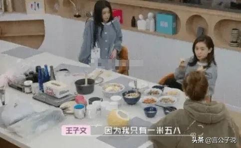 好莱坞身高不足160的女星,10位身高不足160的女星