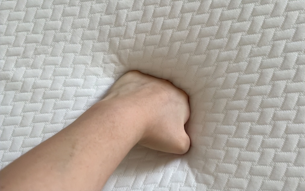 为什么网上的床垫那么便宜,为啥雅兰床垫网上便宜那么多