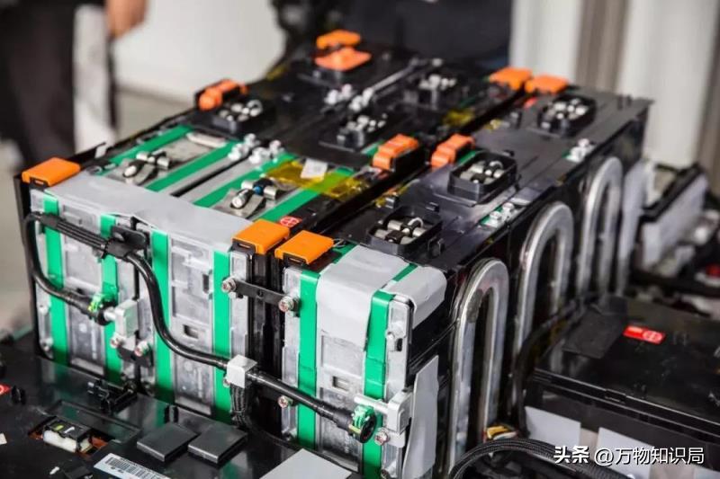 韩国科学家利用无铅钙钛矿，研发出高效低成本混合太阳能电池