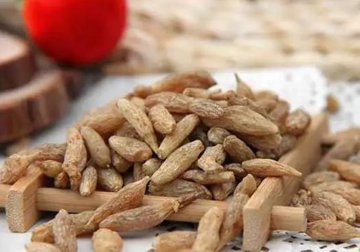 冠心病失眠心慌胸闷气短吃什么药,冠心病失眠寒凝心脉