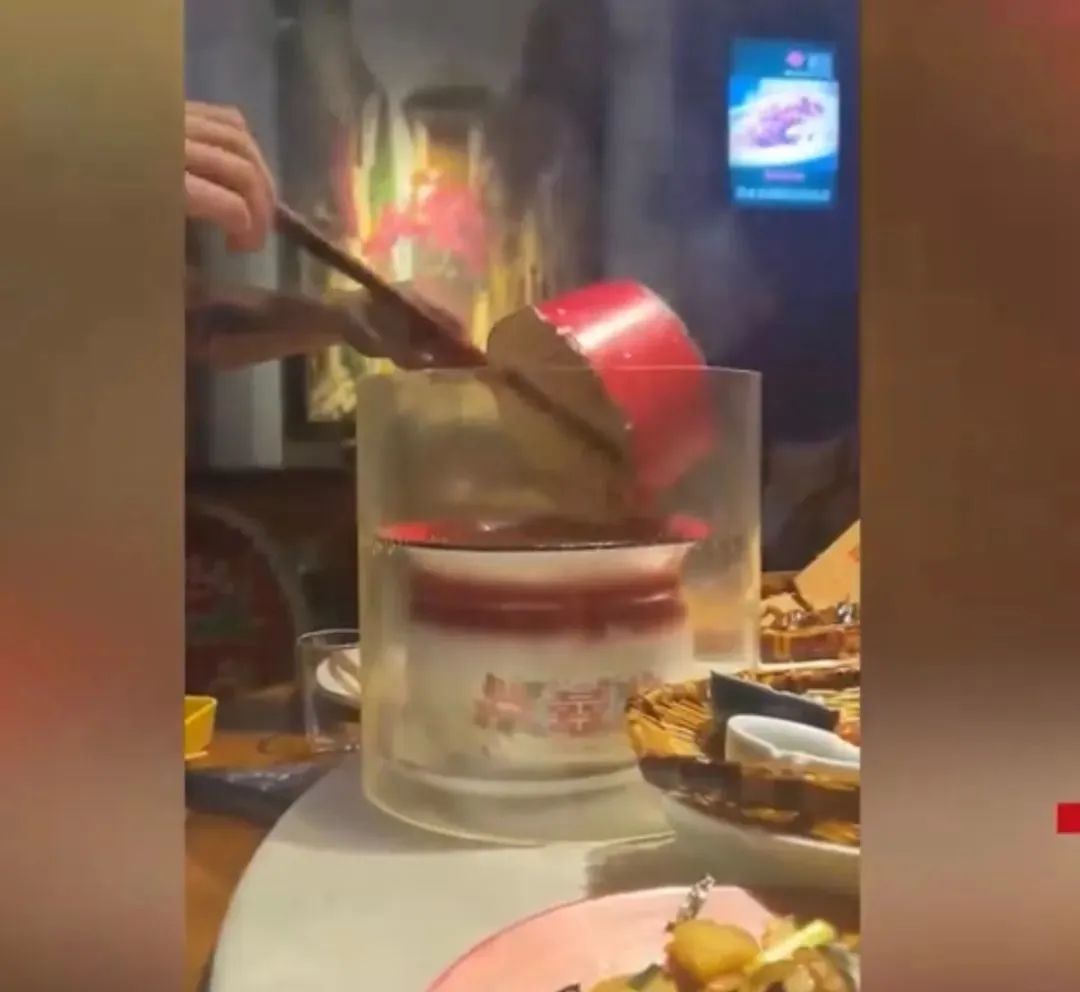 网上曝光章鱼须事件,关于章鱼事件