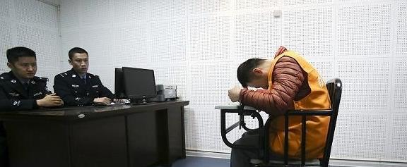 2018年，13岁少女被大伯强奸3年，母亲不阻止也不报警，原因何在