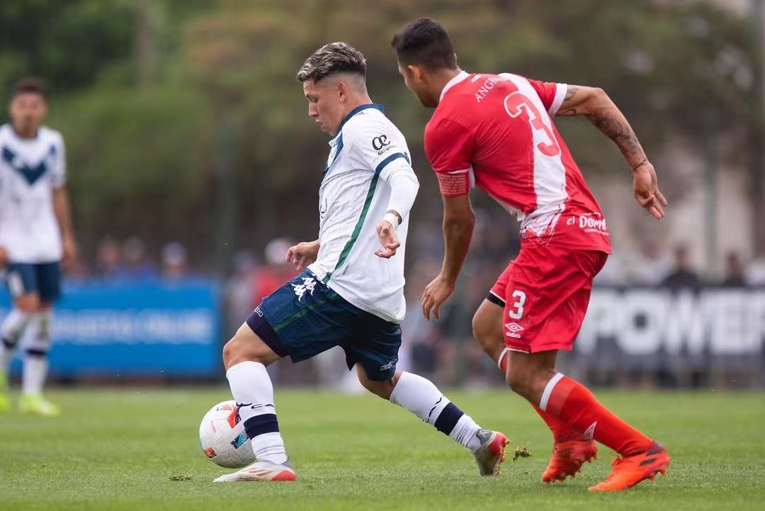 阿根廷16岁新星曼城,阿根廷16岁新星