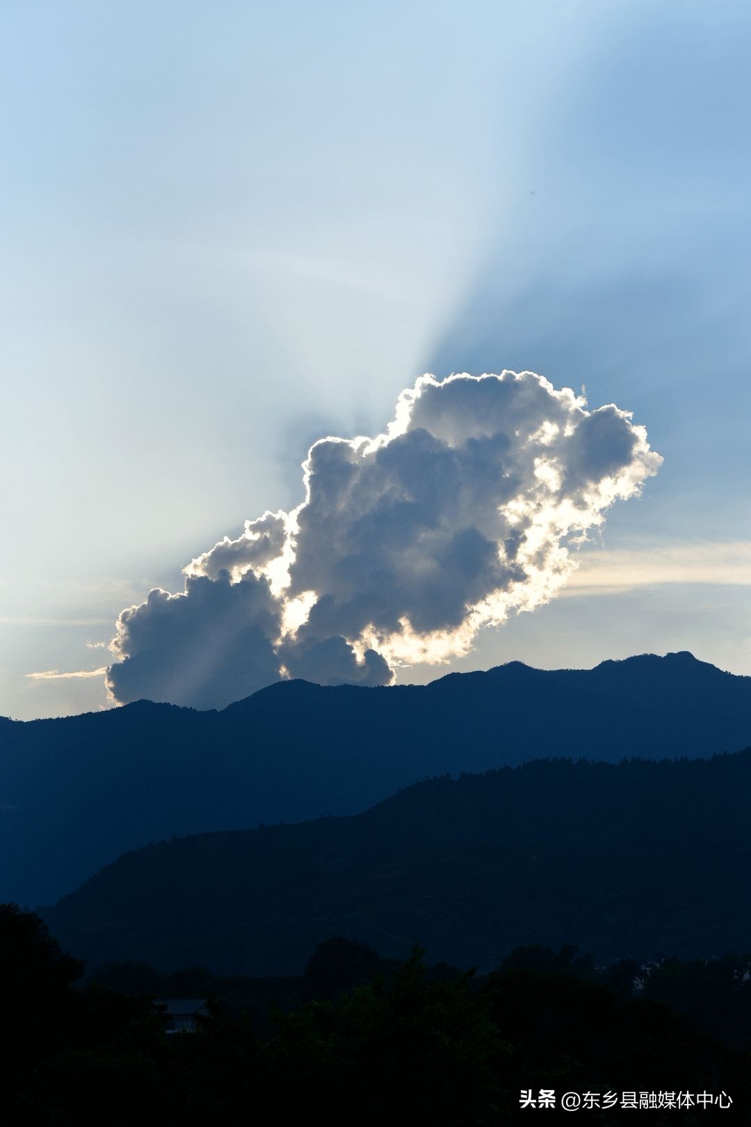 秋天丰收的雅称大全,秋天的雅称有哪几种