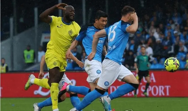 亚洲球员身价排名前一百,亚洲球员身价破亿