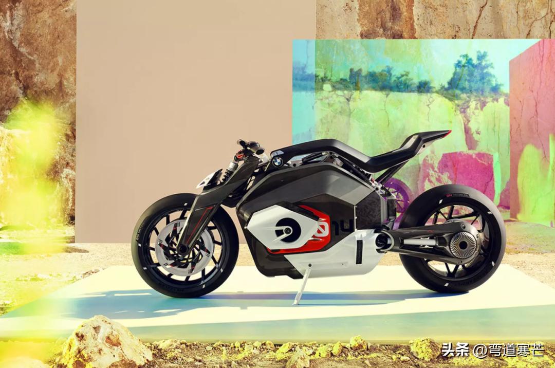 宝马电动摩托ce04哪里能买到,宝马最便宜的一款摩托超跑