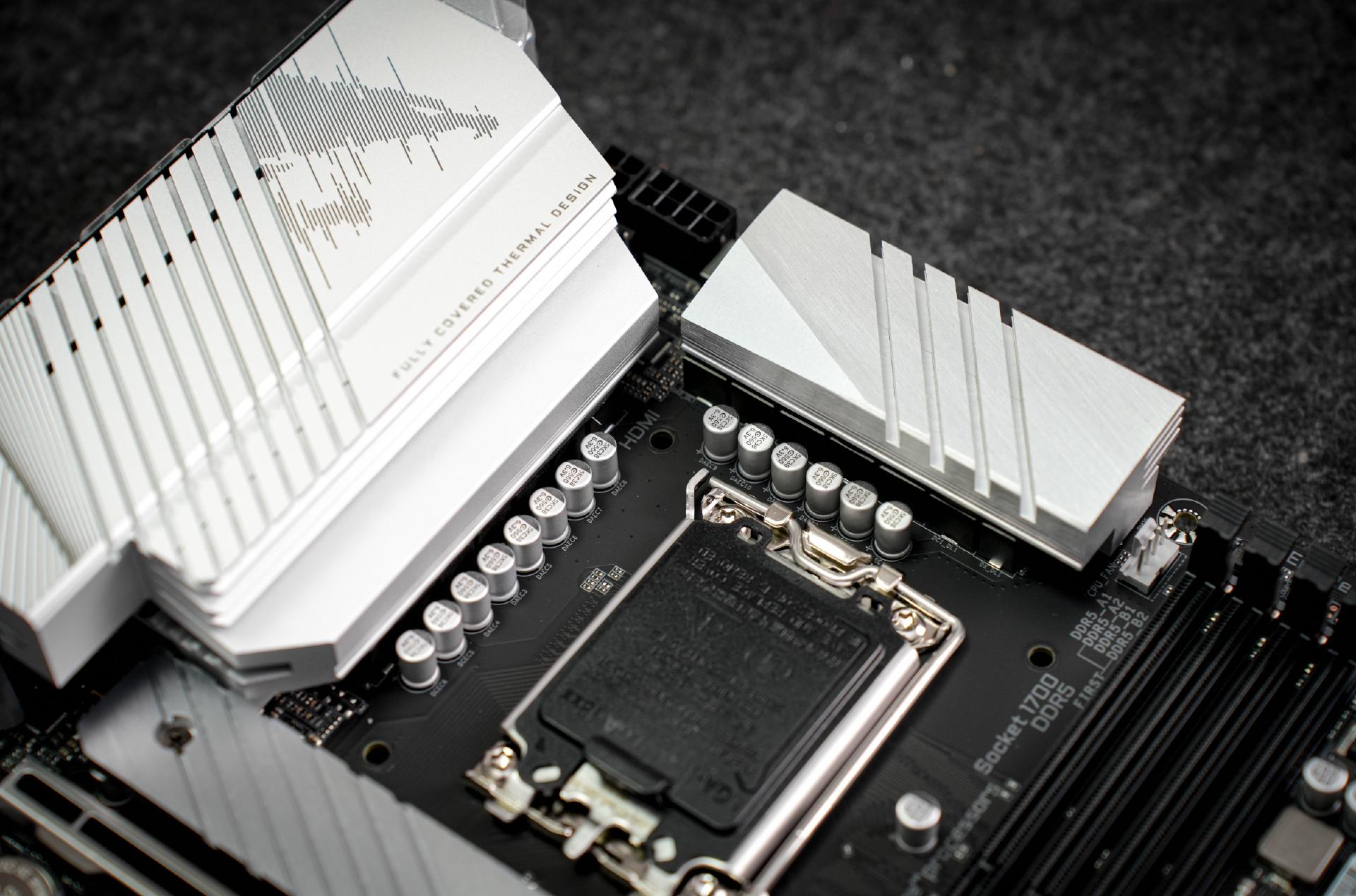 技嘉小雕b760ddr4,技嘉b760m小雕讲解