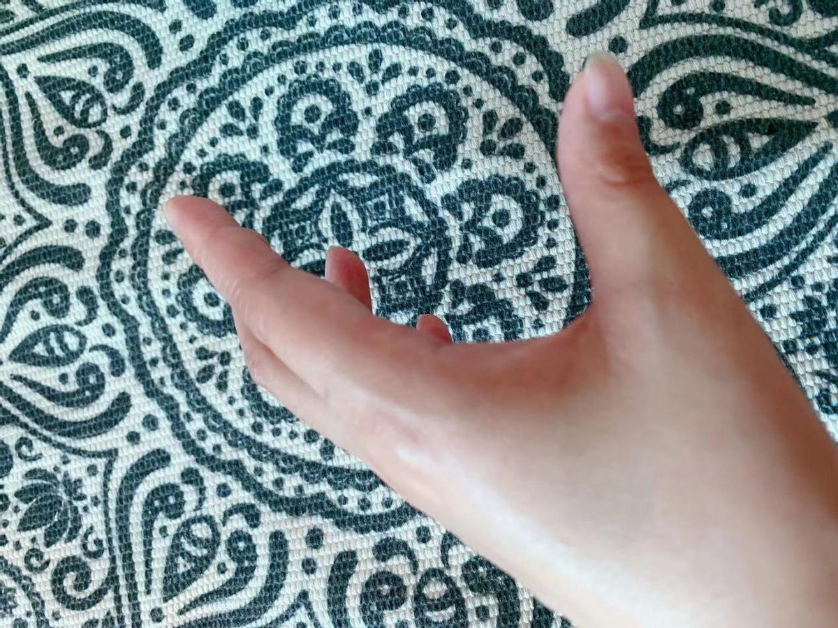 超好用的护肤品推荐给你们,推荐给你们一款超好用的护肤品