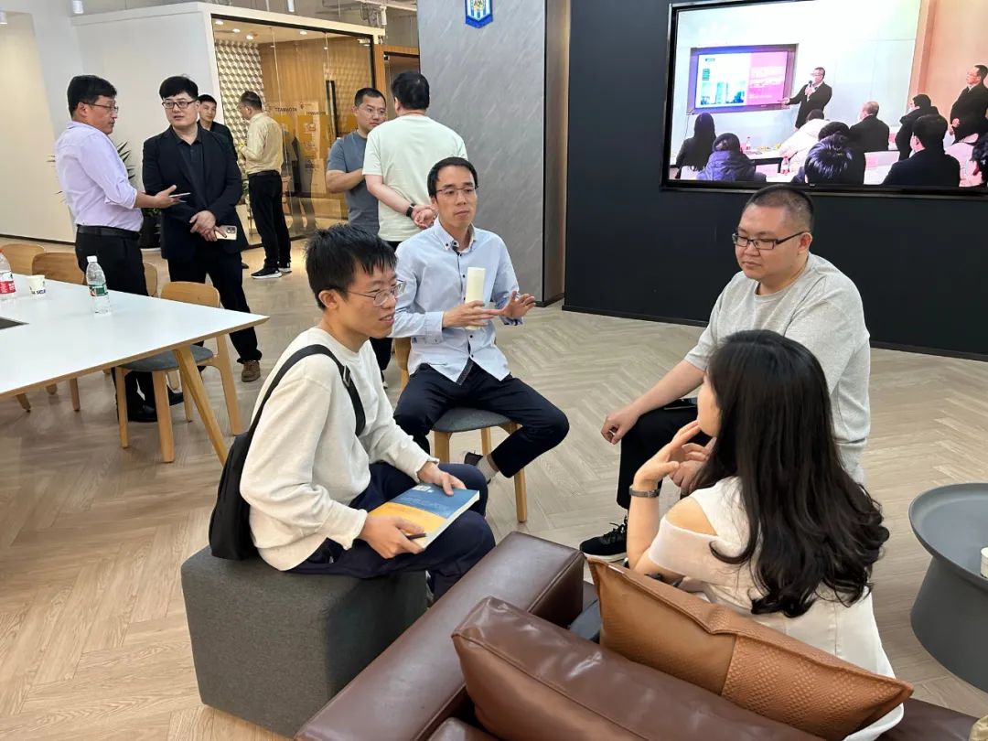 聊易聊,聊易聊升级版