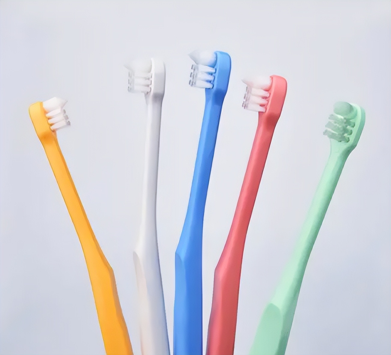 牙齿矫正好以后又长智齿,儿童牙齿矫正佩戴钢丝会更蛀牙吗