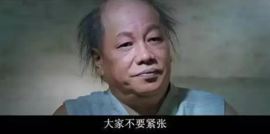 来内地养老的七位港星：农村盖大别墅，免费坐公交，生活很滋润