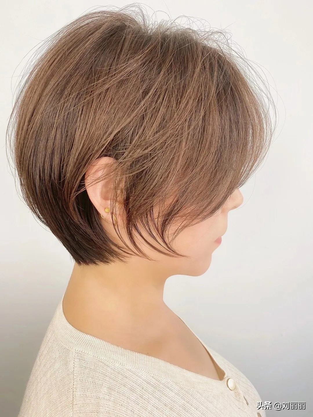 十款不挑脸型的短发甜美不烫不染,既好留长发又好看的短发