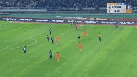 1:1，单场两次争议判罚，山东泰山四轮不胜，老牌劲旅真要保级吗