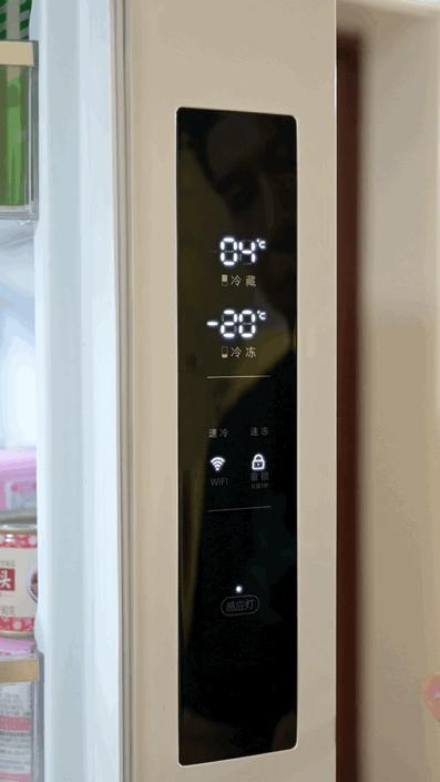 疫情过后你也许需要一台大冰箱，看看这款高颜值的小吉十字门冰箱