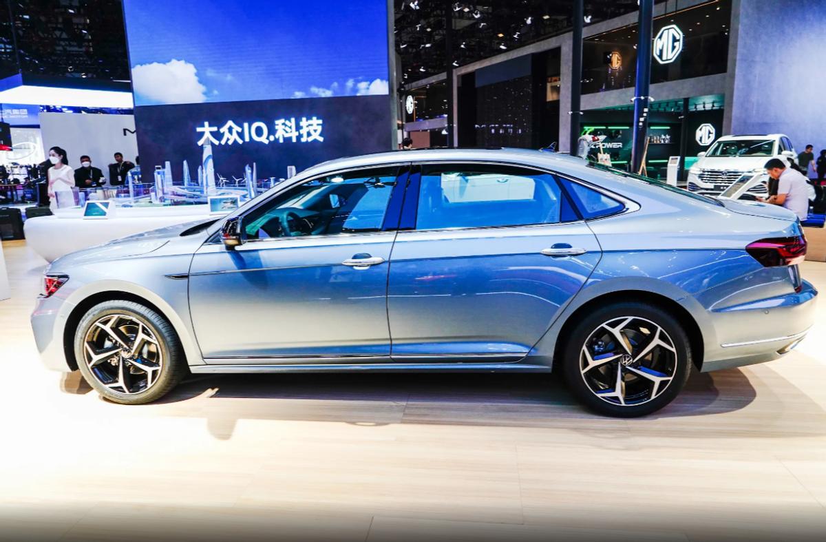 23款*萨特帕**中期改款，颜值高、空间大，气势直指奥迪A4L