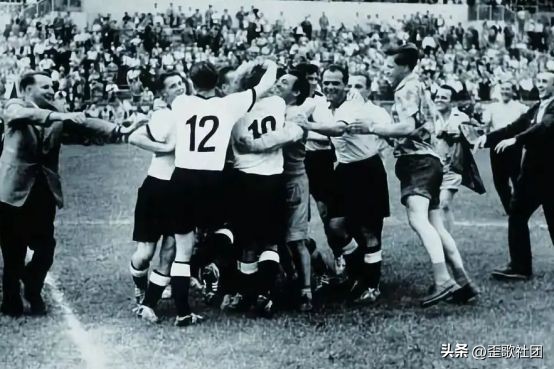 足球比赛最多比分排名,足球冷知识挑边也有大讲究