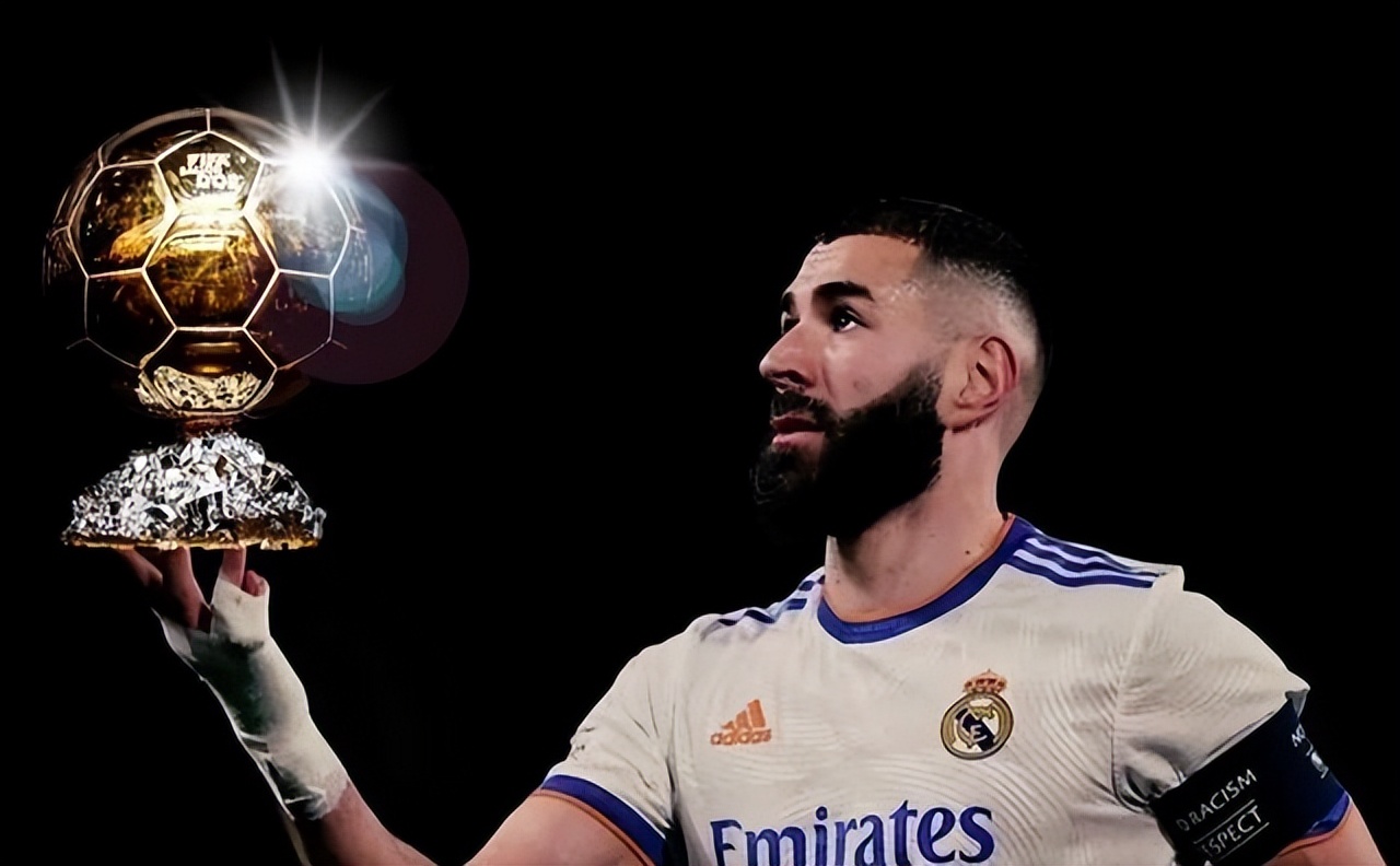 哈兰德莱万本泽马前三,莱万世界最强五大中锋