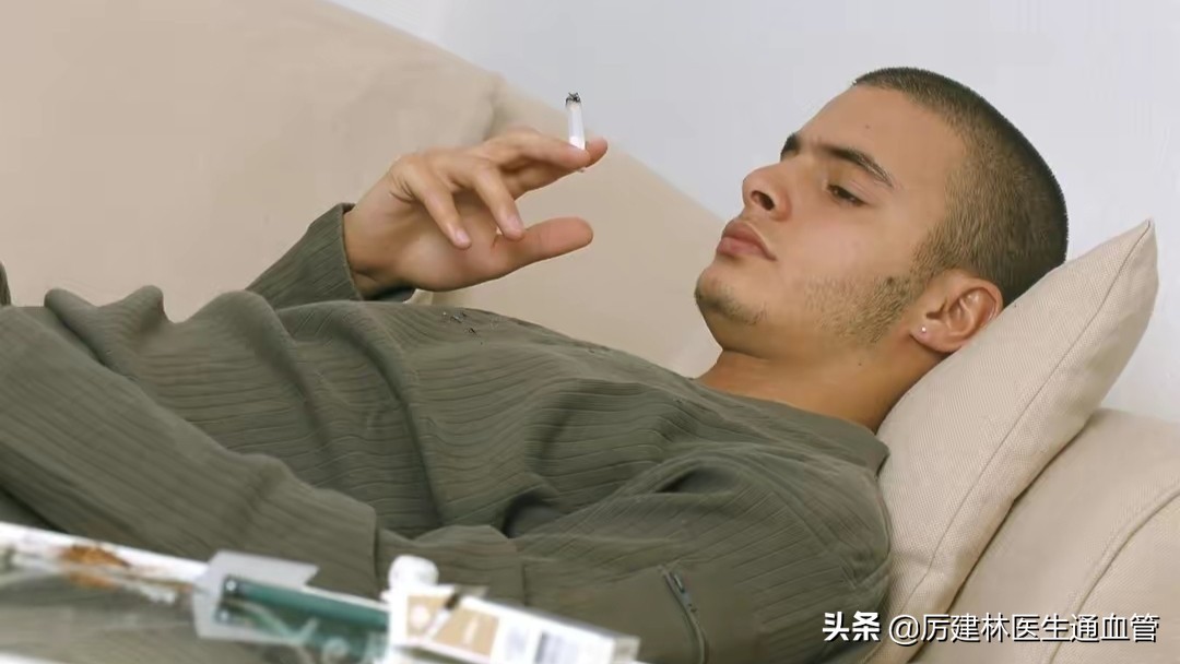 35岁的男人心肌梗塞是为什么,30岁男子突发心肌梗死